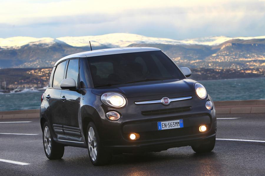  Fiat 500L 1.6 MJT 2013 года  (фото 30 из 47)